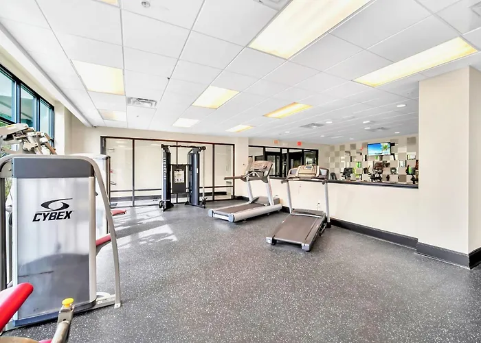 2Br Queen Bed Condo - Hot Tub Pool - Near Disney